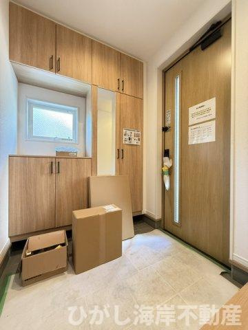 茅ヶ崎市東海岸南6丁目　新築戸建　全３棟の玄関|玄関