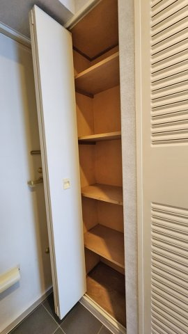 プリンセスコートお花茶屋の収納|玄関収納