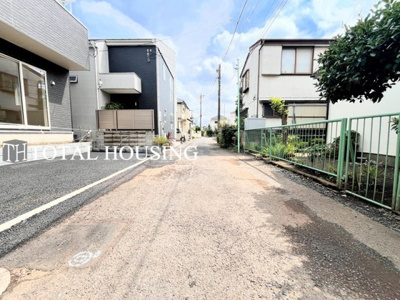 【前面道路含む現地写真】 | 狛江市中和泉5丁目　新築戸建　全1棟
