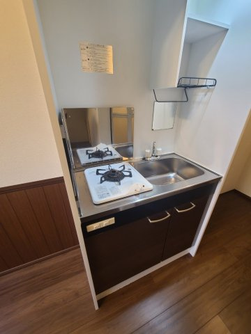 中野区中央２丁目のアパートのキッチン
