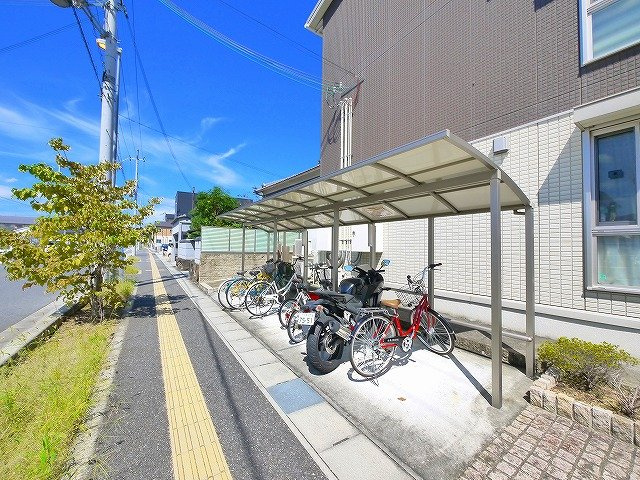 レジデンス　天理のその他共用部分|自転車置き場