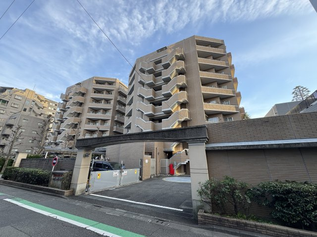 ガーデンズ国立西館の外観|外観も気になるポイント
