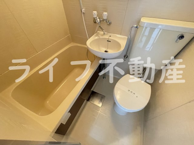 アリタマンション長瀬の浴室|日々の暮らしに欠かせないお風呂です