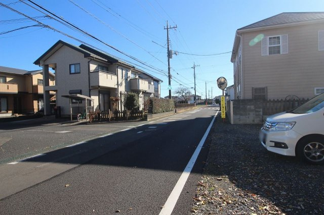 小山市大字横倉新田の駐車場の駐車場