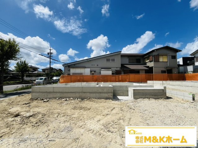 知多市つつじが丘3丁目　全2棟　2号棟