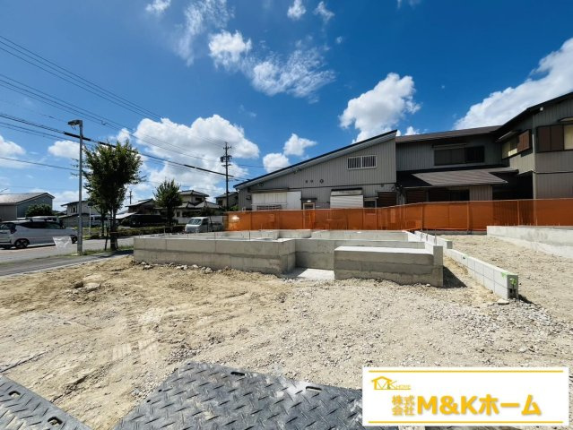 知多市つつじが丘3丁目　全2棟　2号棟の外観|R8.8.7撮影　パントリー完備☆