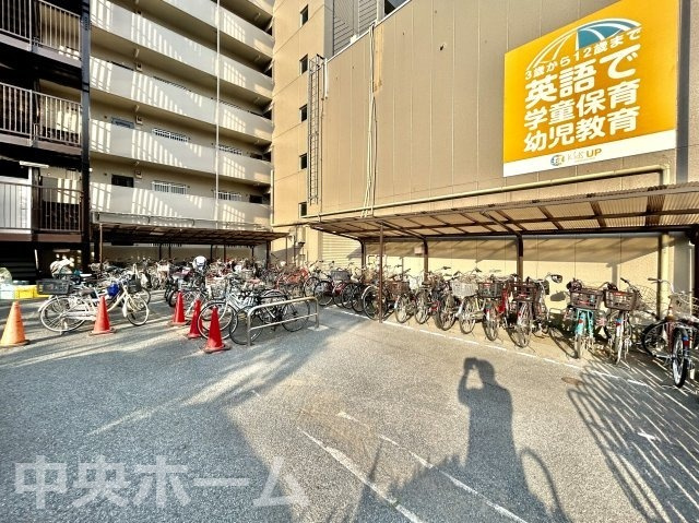 フドウ東陽町ハイツの駐輪場|【自転車置き場】最新の空き状況や費用などの詳細は担当スタッフまでお問い合わせください。