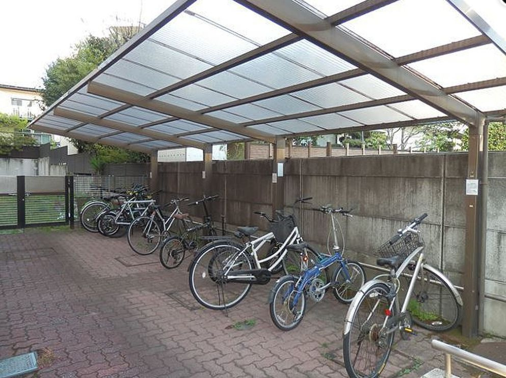 新高円寺ダイカンプラザシティのその他共用部分|自転車をお持ちの方に嬉しい物件です