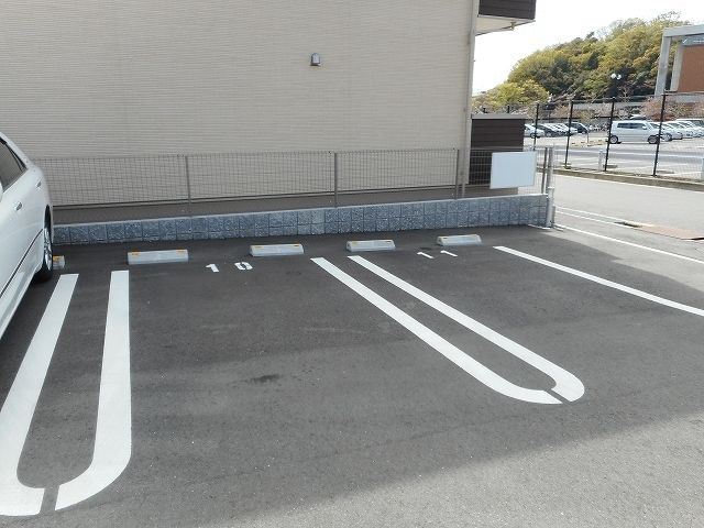 Ｎｅｏ　Ｉの駐車場