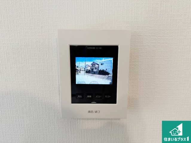 明石市大久保町西島　新築一戸建ての防犯設備|カラーモニターインターホン！声だけでなく来訪者の姿や顔がモニターで確認できるので、小さなお子様がいらっしゃるご家庭でも安心できます！