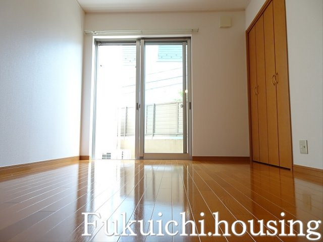 グリシーヌ経堂Ａの寝室
