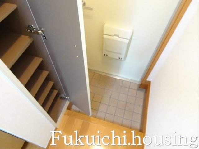 グリシーヌ経堂Ａの玄関