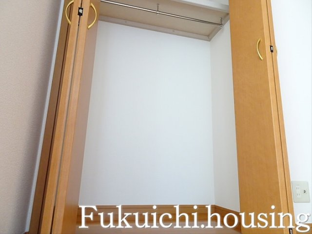 グリシーヌ経堂Ａの収納