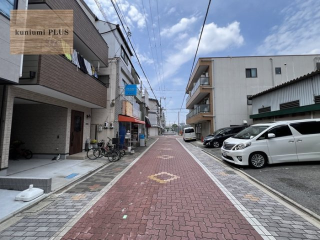 守口市寺方元町1丁目の前面道路含む現地写真