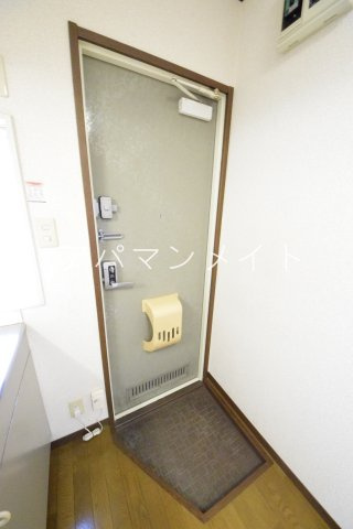 【玄関】 | 第二稲荷山ハイツB | 玄関です
