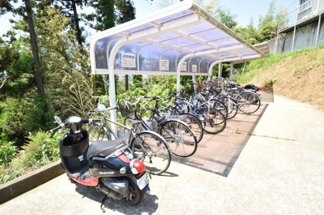 【その他共用部分】 | 第二稲荷山ハイツB | 駐輪場になります