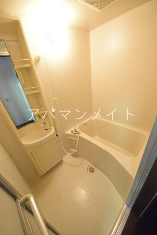 【浴室】 | 第二稲荷山ハイツB | ゆったり過ごせるお風呂です