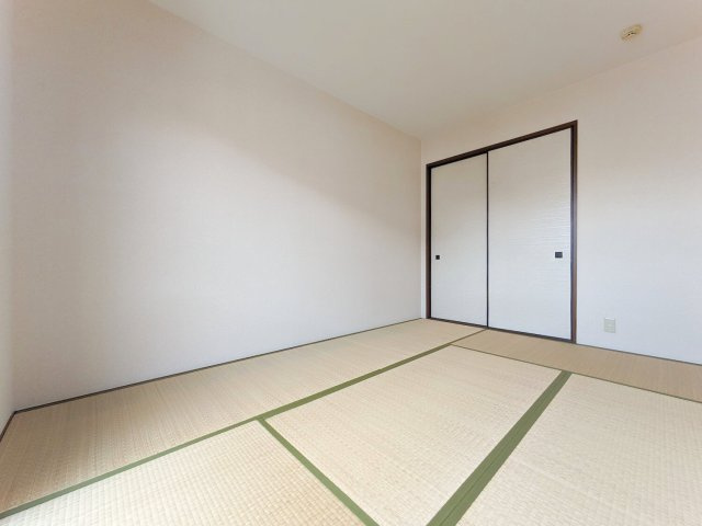 メイプルタウンC棟の和室|くつろぎの場として、客間として、様々なシーンで活躍する和室です