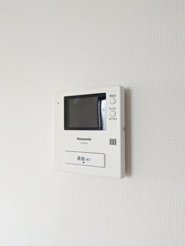 メイプルタウンC棟のセキュリティ|モニター付きインターホン