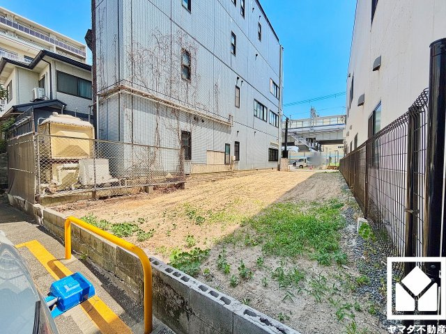 西宮市本町の外観|3沿線利用可能で、毎日の通勤・通学だけでなく、休日のお出かけまで利便性に優れています。