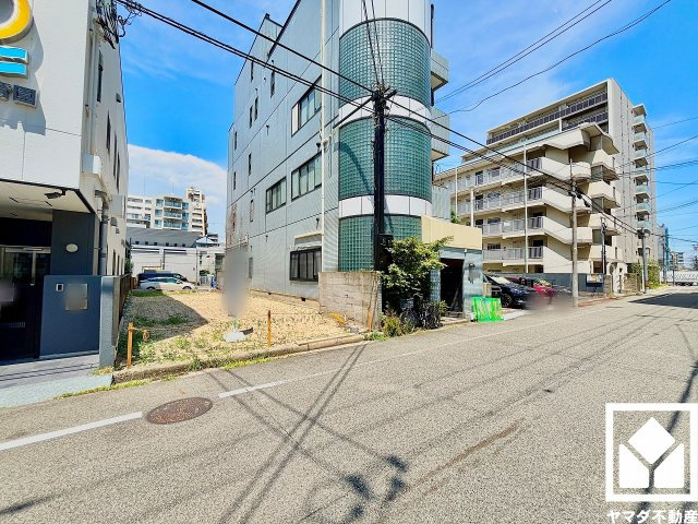 西宮市本町の前面道路含む現地写真|様々な住まいのお悩みもご相談ください。