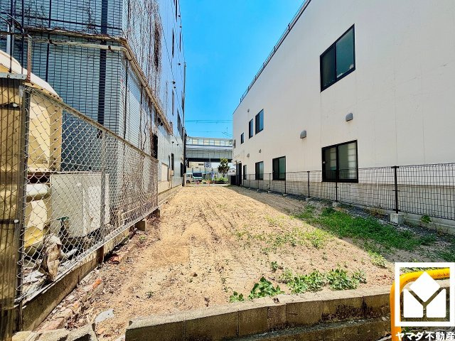 西宮市本町の外観|現況更地のため、余分な解体費用を抑えられ、スムーズに建築に入れます。