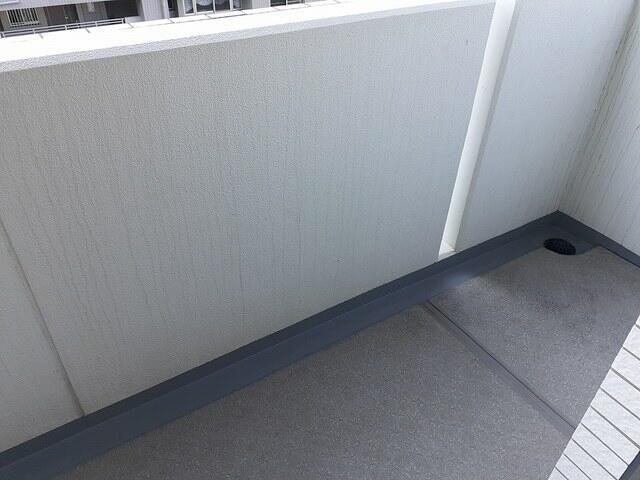 スカイブルーレジデンス横浜のバルコニー