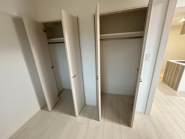 ＬＩＭＥ　ＲＥＳＩＤＥＮＣＥ　ＫＡＷＡＧＵＣＨＩ　ＥＡＳＴの収納