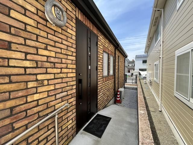 門沢橋２丁目事務所の玄関