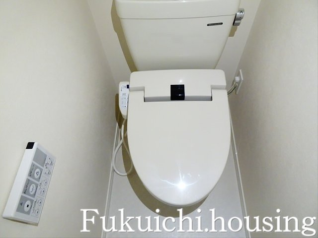ウェルスクエアイズム明大前のトイレ