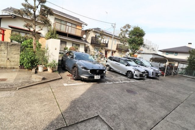 ウエストヒル湘南台の駐車場|駐車場