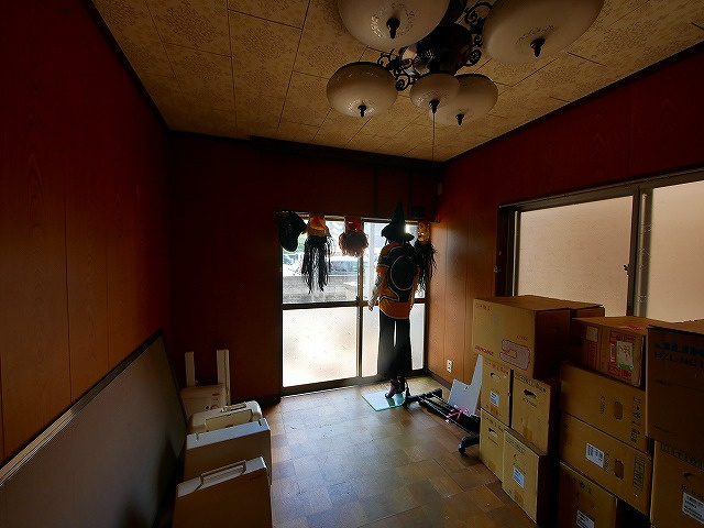 法華寺町戸建の洋室