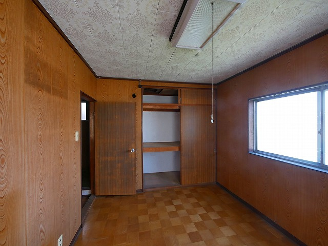 法華寺町戸建の洋室
