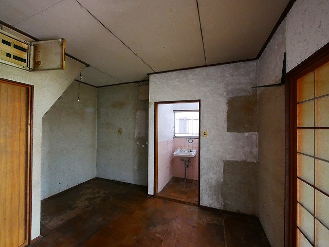法華寺町戸建の洋室