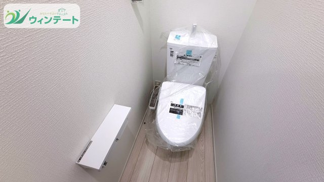取手市新取手1丁目01期　新築戸建のトイレ|明るく清潔感のあるトイレ。節水タイプで環境にもやさしく、家計にも嬉しい設備です。