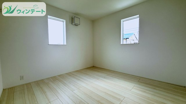 取手市新取手1丁目01期　新築戸建の洋室|勉強部屋や趣味の部屋など、多目的に使える洋室。開放感のある窓から光と風が入り、毎日が快適に過ごせます。