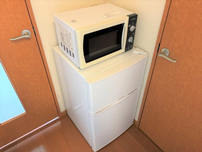 【その他】 | レオパレスきんもくせい | ２ドア冷蔵庫・レンジ