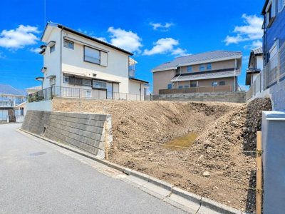 【周辺】 | ◆港南区上永谷　建築条件無し売地◆ | ◆前面道路も幅員があり車の運転も安心！前面道路は閑静な住宅地。車通りの少ない道路です。お子様にも安心です。