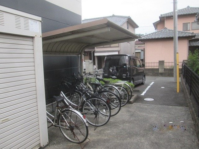 【その他】 | レオパレスみるく | 駐輪場