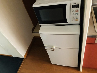 【キッチン】 | レオパレスエスポワール | ２ドア冷蔵庫・レンジ