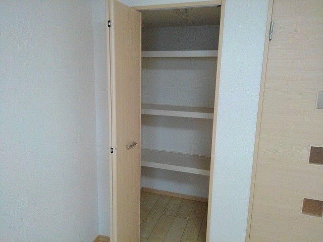 エレディータの収納