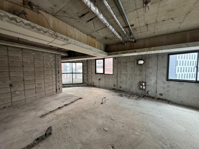 府中市府中町１丁目の店舗事務所の内装