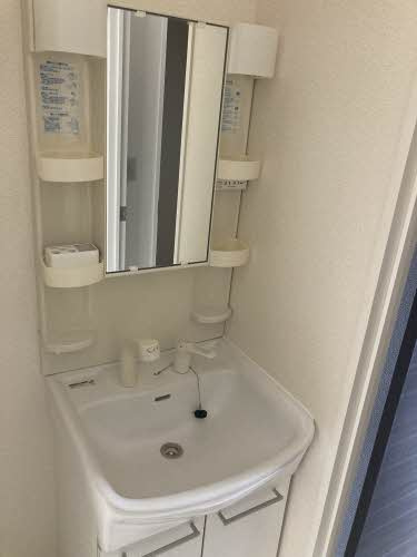 K-レガシー六番館の洗面所
