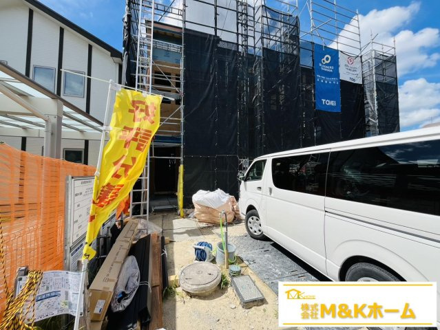知多市つつじが丘1丁目　全2棟　2号棟の外観|R8.8.17撮影　並列駐車2台可能☆