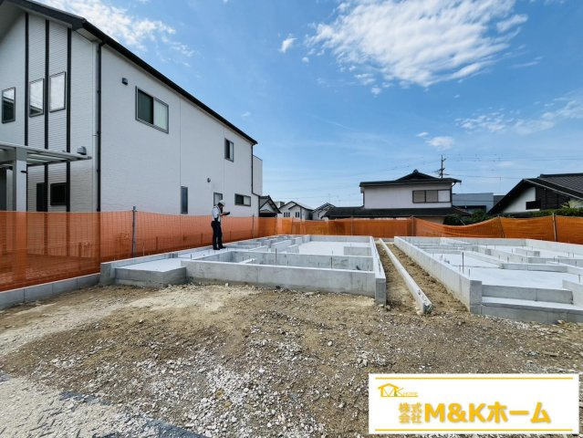 知多市つつじが丘1丁目　全2棟　2号棟の外観|R8.7.30撮影　WIC完備☆