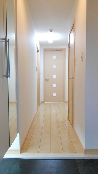 エルシェ　横濱の玄関