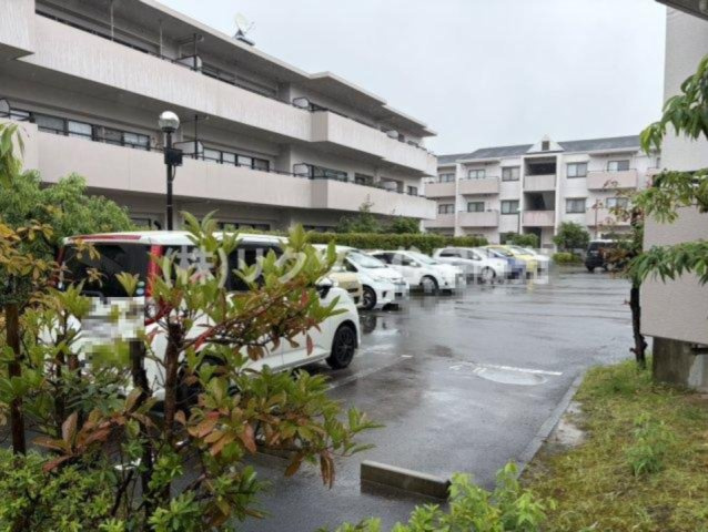 ひらかた北山アミスタ9号棟の駐車場|■物件内覧・資金計画相談・住宅ローン相談、リフォーム相談、お問合せ受付中■
※当日・翌日のご内覧、ご相談はお電話でのお問合せがスムーズです！