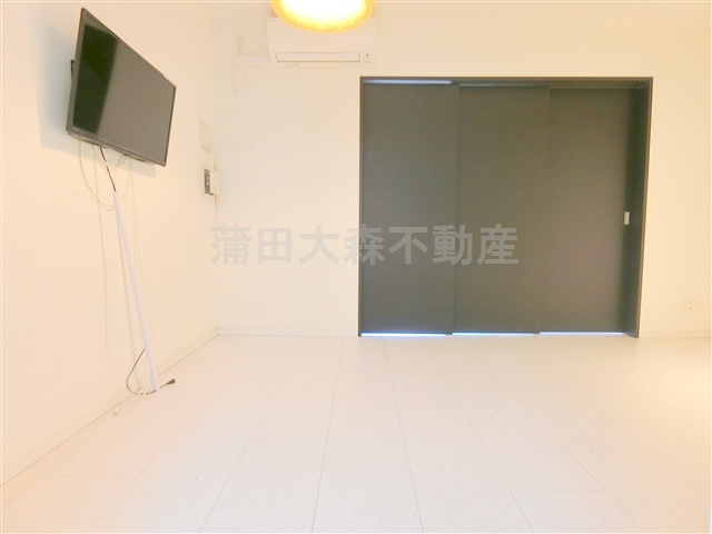 B CITY APARTMENT TOKYO SOUTH(ビーシティアパートメントトーキョーサウスの居間・リビング|LDK