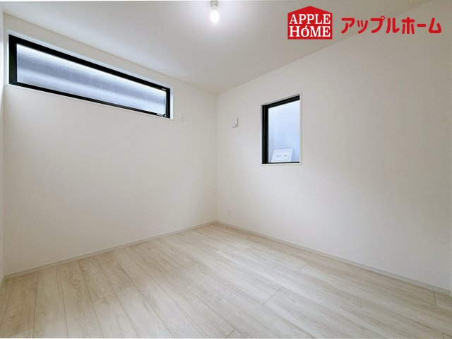 さいたま市西区宮前町1期の洋室|居室は全室収納あり！たっぷりある収納活用でお部屋もキレイを保てます♪