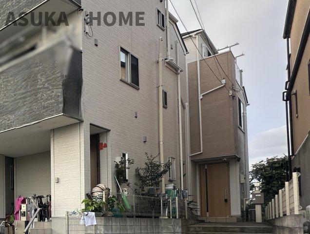 南区山谷戸建て
